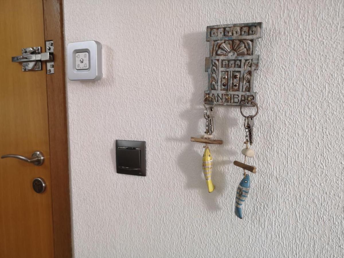 El Apartamento De Maria Jose Appartement Torrevieja Buitenkant foto