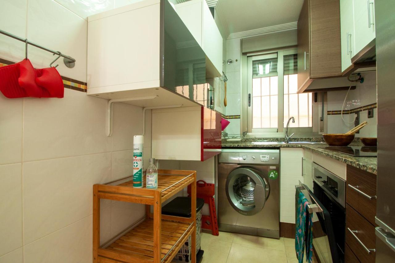 El Apartamento De Maria Jose Appartement Torrevieja Buitenkant foto