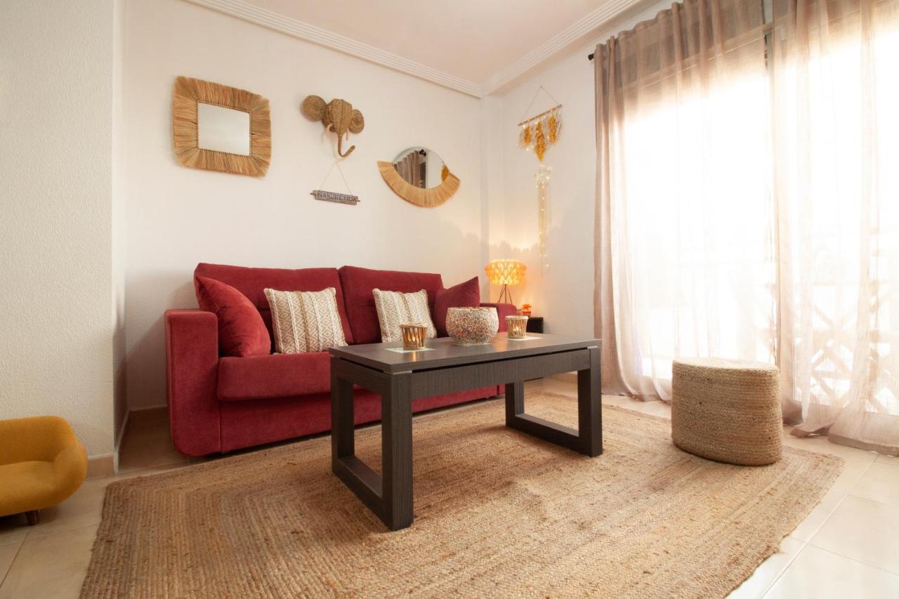 El Apartamento De Maria Jose Appartement Torrevieja Buitenkant foto