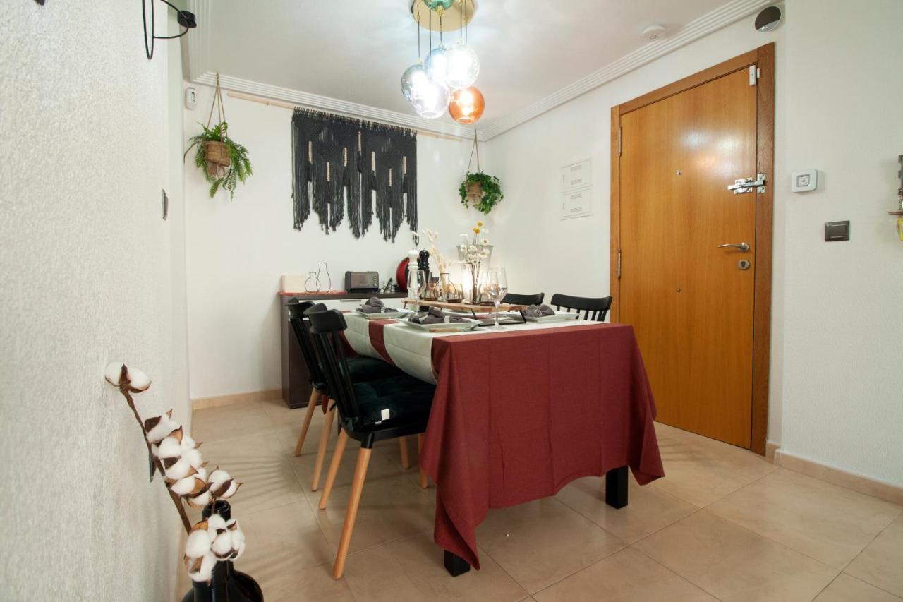 El Apartamento De Maria Jose Appartement Torrevieja Buitenkant foto